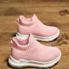 Zapatillas deportivas sin cordones para chicas cómodas - Imagen 2