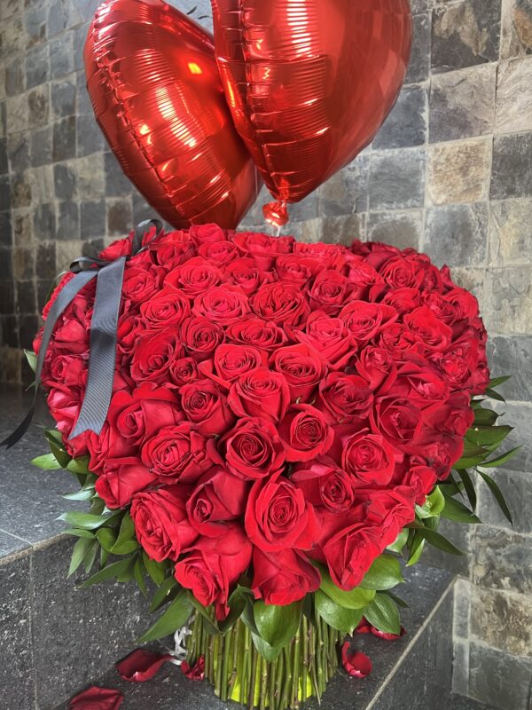 Amor cerca de ti, maxi corazón de rosas