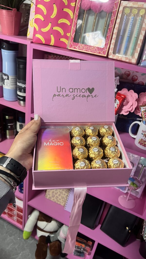 Caja con perfume Aeropostale y ferreros - Imagen 2