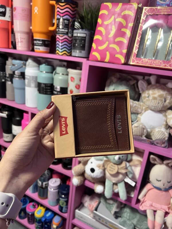 Levi’s marrón